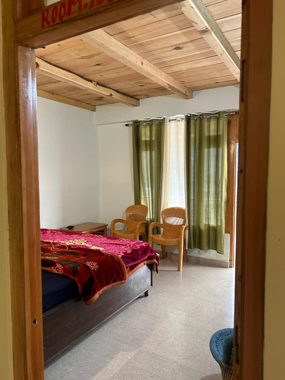 New Brahma Cafe Guest House Kalgha Buitenkant foto